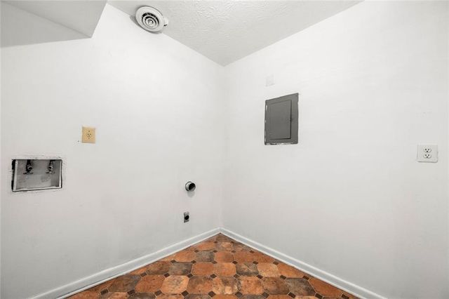 4000 Pinehurst Place, Decatur, GA 30034