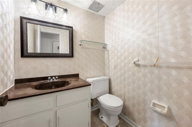 4000 Pinehurst Place, Decatur, GA 30034