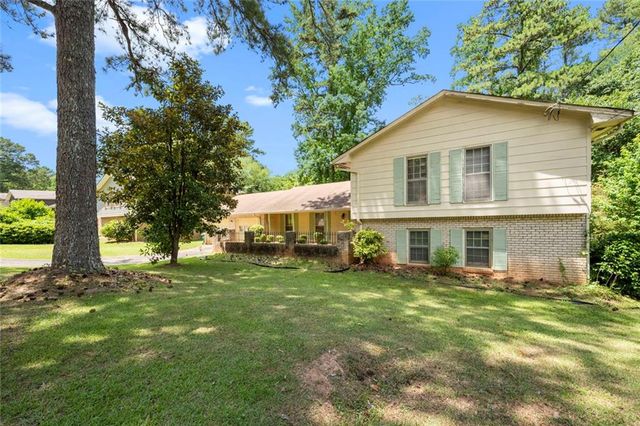 4000 Pinehurst Place, Decatur, GA 30034