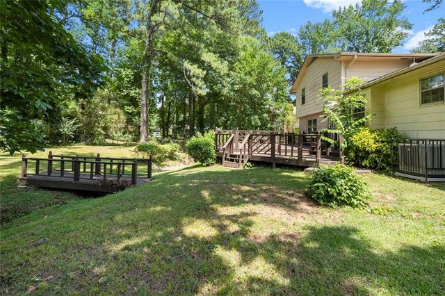 4000 Pinehurst Place, Decatur, GA 30034