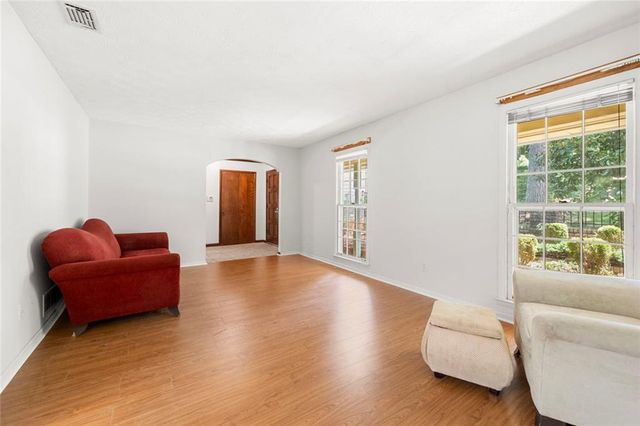 4000 Pinehurst Place, Decatur, GA 30034