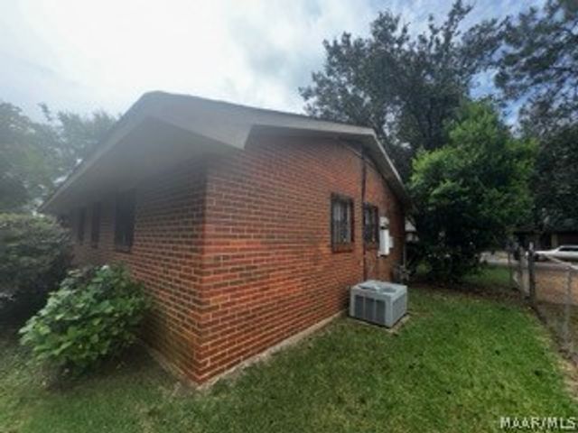 523 Woodbrook Drive, Montgomery, AL 36110