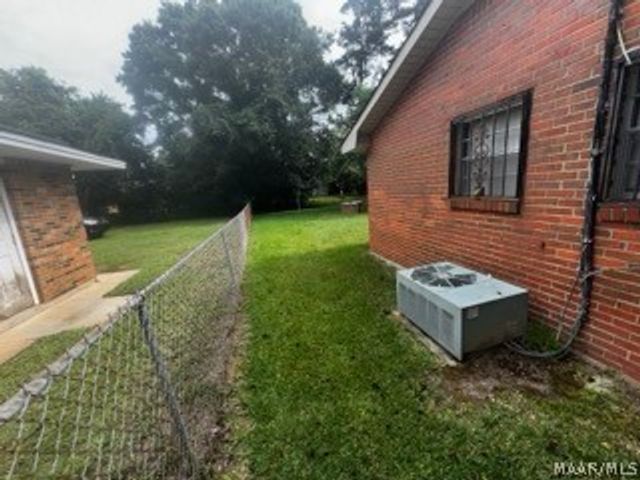 523 Woodbrook Drive, Montgomery, AL 36110