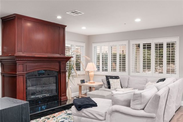 14528 Oxer Court, Fontana, CA 92336