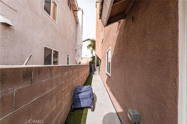 14528 Oxer Court, Fontana, CA 92336