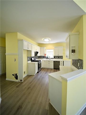 1494 Oglethorpe Drive, Suwanee, GA 30024