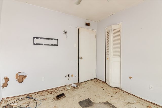 214 Independence Drive, Garland, TX 75043