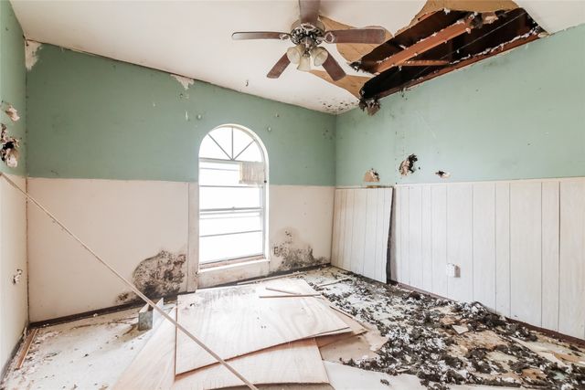 214 Independence Drive, Garland, TX 75043