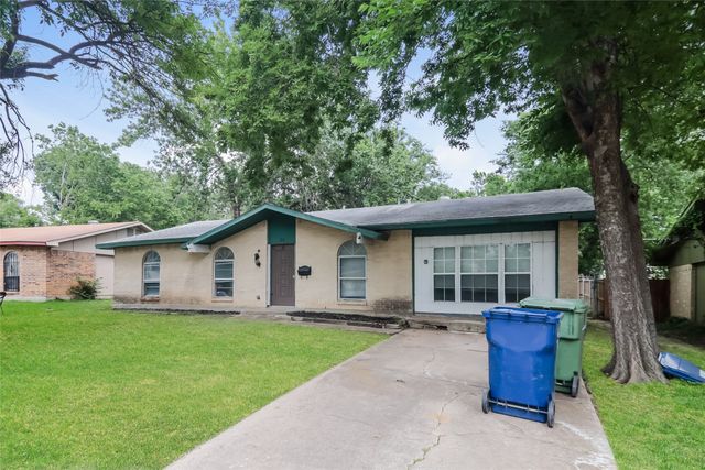 214 Independence Drive, Garland, TX 75043