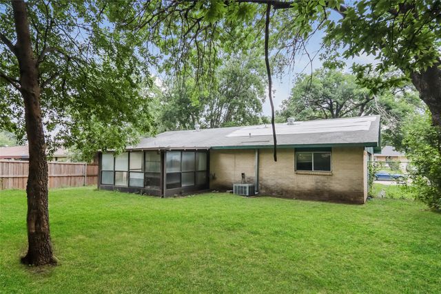 214 Independence Drive, Garland, TX 75043