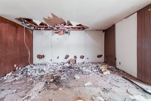 214 Independence Drive, Garland, TX 75043