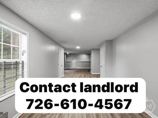3825 cedar trace Ln, Ellenwood, GA 30294