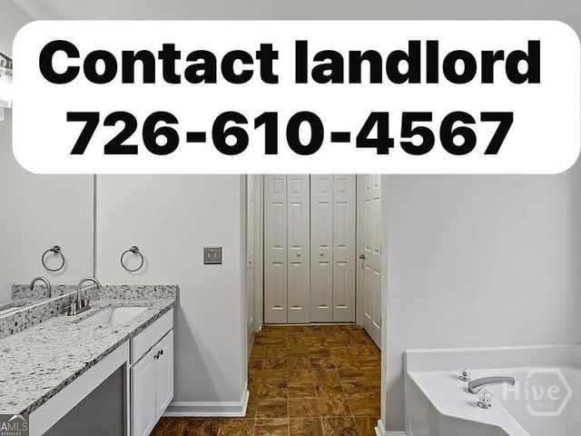 3825 cedar trace Ln, Ellenwood, GA 30294