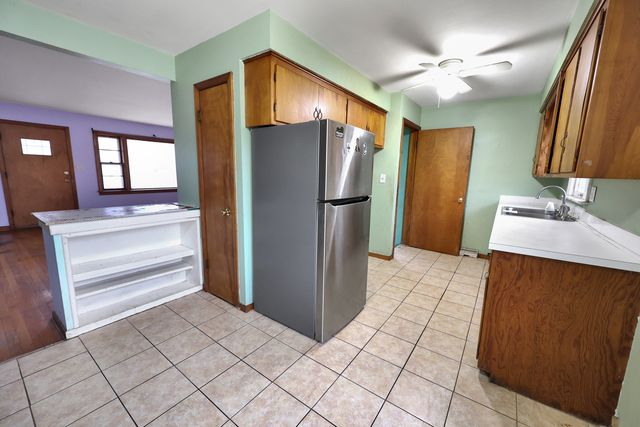 18446 Glen Oak Avenue, Lansing, IL 60438