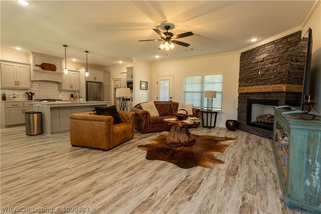 9126 Wayne Crossing, Fort Smith, AR 72916