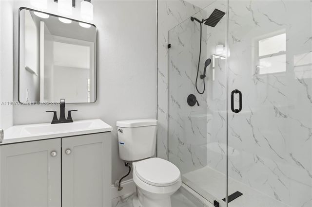 8500 SW 20th St, North Lauderdale, FL 33068