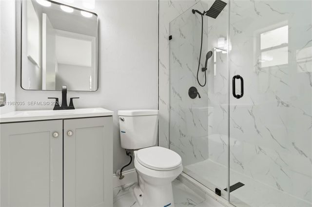 8500 SW 20th St, North Lauderdale, FL 33068