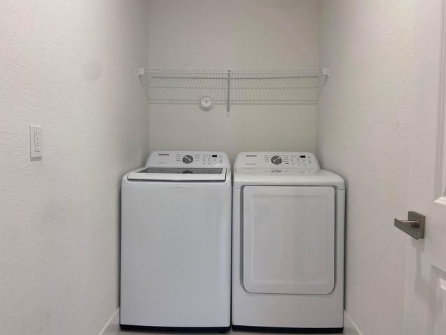 359 Bella Sol Way, West Palm Beach, FL 33406