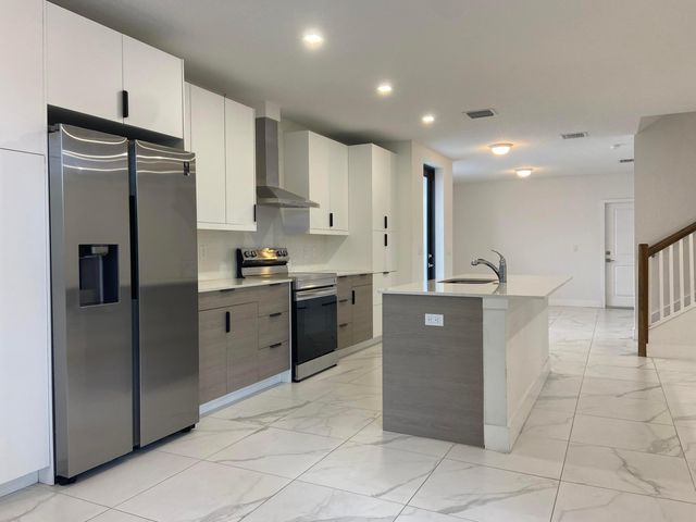 359 Bella Sol Way, West Palm Beach, FL 33406