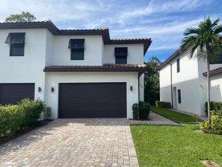 359 Bella Sol Way, West Palm Beach, FL 33406