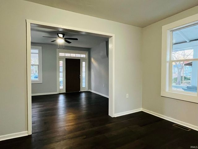 25 E Franklin Street, Peru, IN 46970