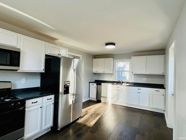 25 E Franklin Street, Peru, IN 46970