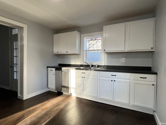 25 E Franklin Street, Peru, IN 46970