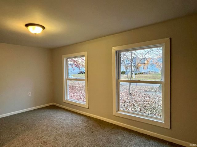 25 E Franklin Street, Peru, IN 46970