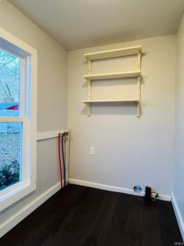 25 E Franklin Street, Peru, IN 46970