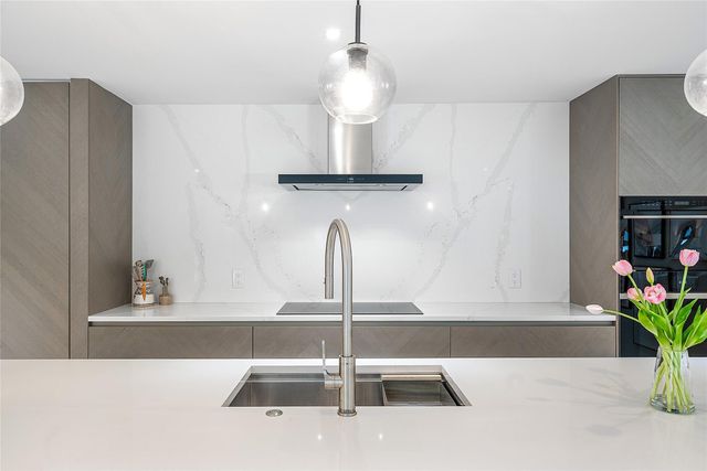 2233 NE 30th Court, Lighthouse Point, FL 33064