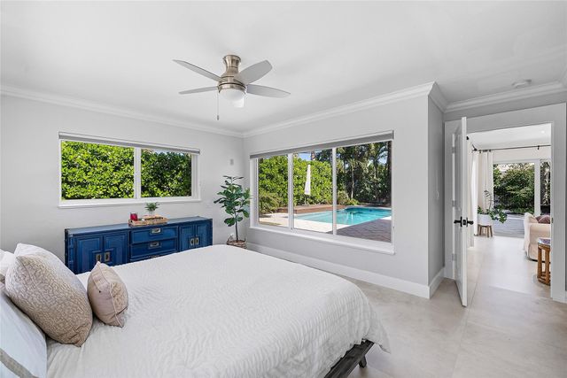 2233 NE 30th Court, Lighthouse Point, FL 33064