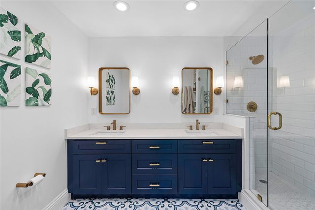 2233 NE 30th Court, Lighthouse Point, FL 33064