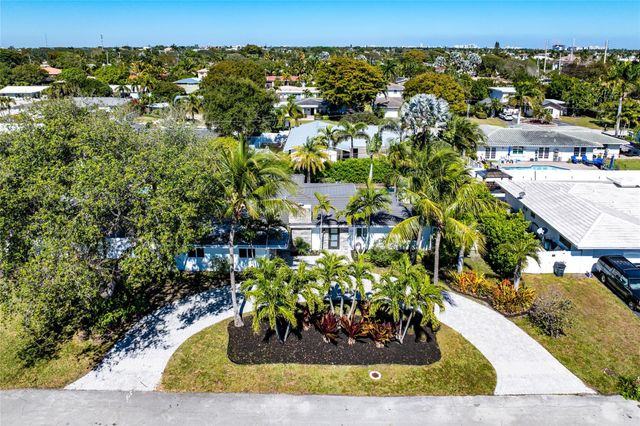 2233 NE 30th Court, Lighthouse Point, FL 33064