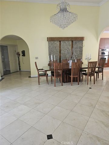 3946 Knobhill Drive, Sherman Oaks, CA 91423