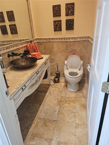3946 Knobhill Drive, Sherman Oaks, CA 91423
