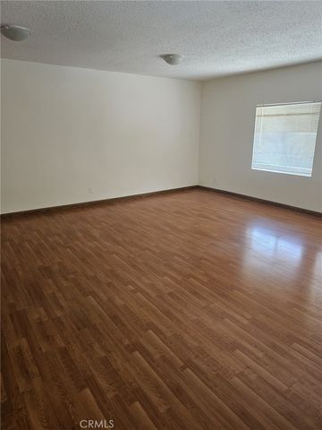 3946 Knobhill Drive, Sherman Oaks, CA 91423