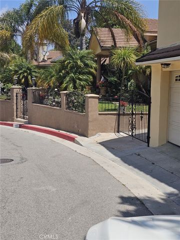 3946 Knobhill Drive, Sherman Oaks, CA 91423