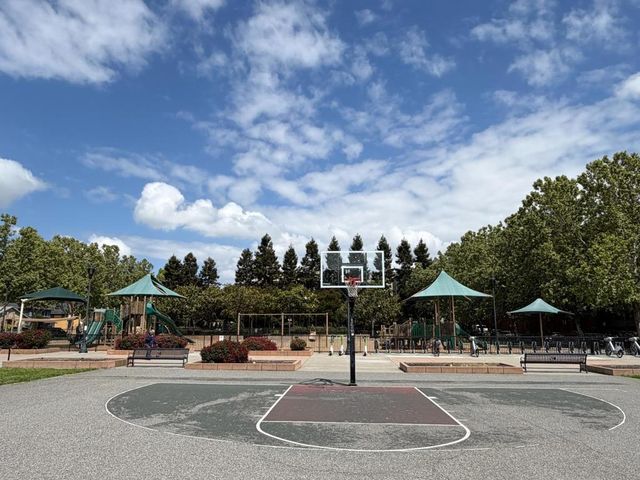265 Laurel Grove Lane, San Jose, CA 95126