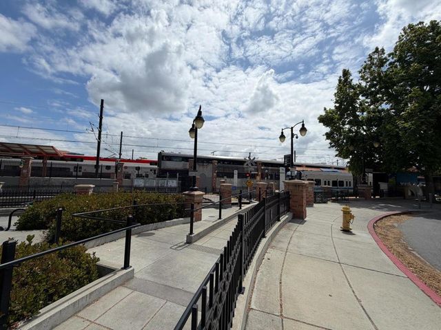 265 Laurel Grove Lane, San Jose, CA 95126