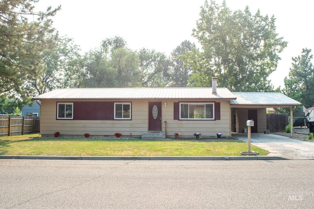 1801 W 6th, Weiser, ID 83672 photo 1