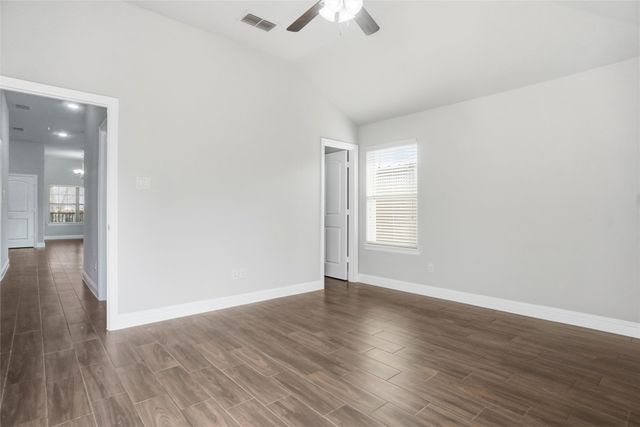 505 W Boyce Avenue, Fort Worth, TX 76115