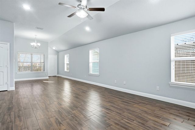 505 W Boyce Avenue, Fort Worth, TX 76115