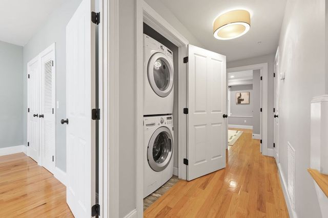 110 Park St 5, Boston, MA 02132