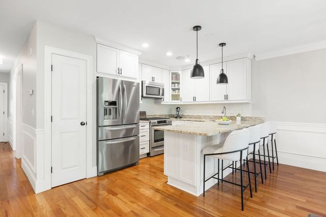 110 Park St 5, Boston, MA 02132