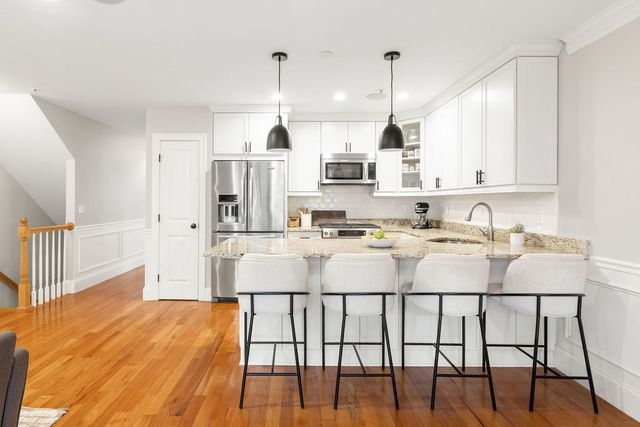 110 Park St 5, Boston, MA 02132