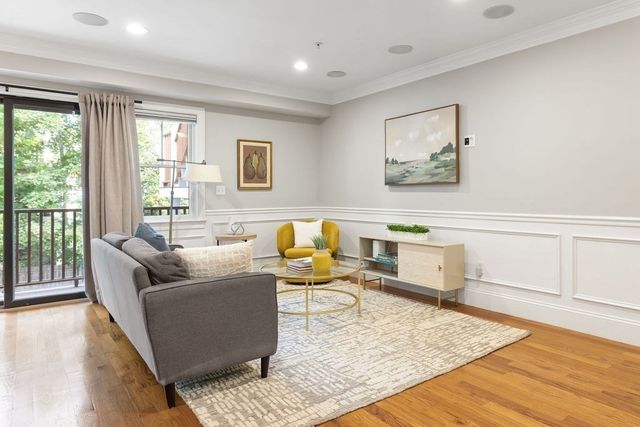 110 Park St 5, Boston, MA 02132