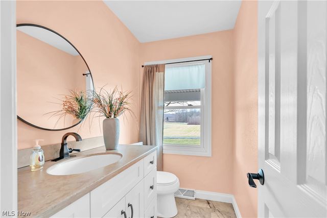 4900 Doty East Road, Southington, OH 44470