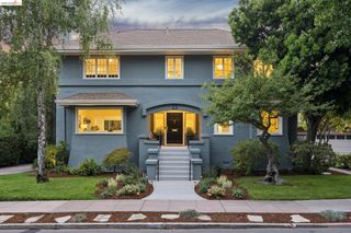 25 Manor Dr, Piedmont, CA 94611