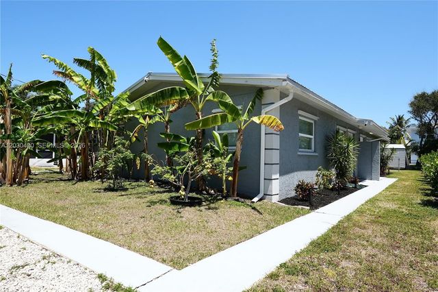 742 Granada Street A, Fort Pierce, FL 34949