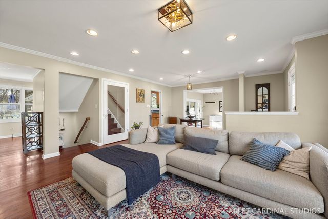 774 N Kenilworth Avenue, Glen Ellyn, IL 60137